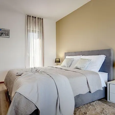 Ula Holiday home *